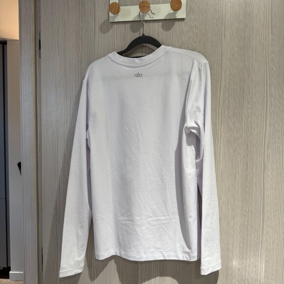 Alo Conquer Reform Crewneck Long Sleeve (White Size Small) - Picture 2 of 9